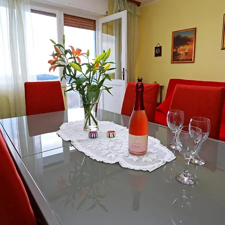 Apartment With Wifi - 16170 Šibenik