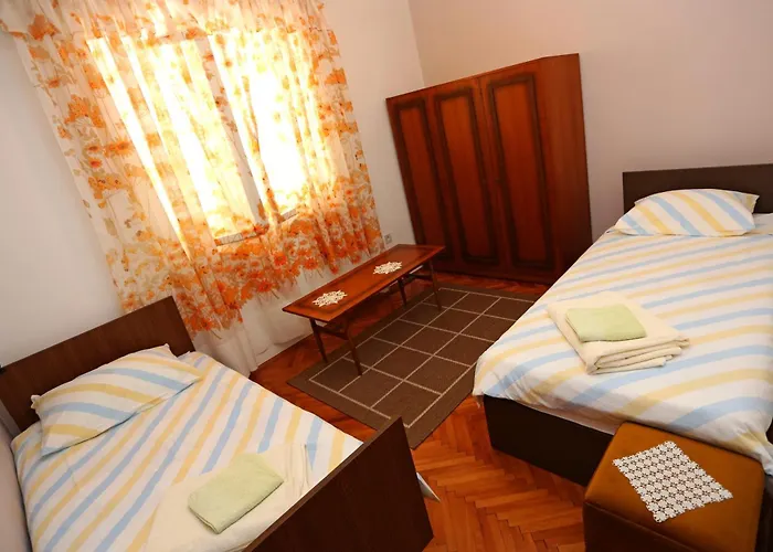 Apartman With Wifi - 16170 Sibenik